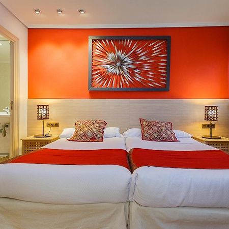 Hostal Rodas Pamplona Luaran gambar